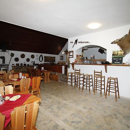Rekreacni Areal Adamec Hotel Ledenice Bagian luar foto